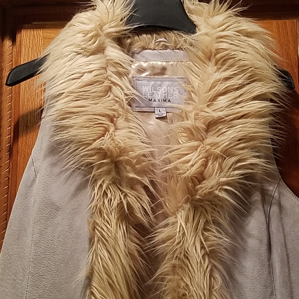 Jacket - Picture 3 of 4